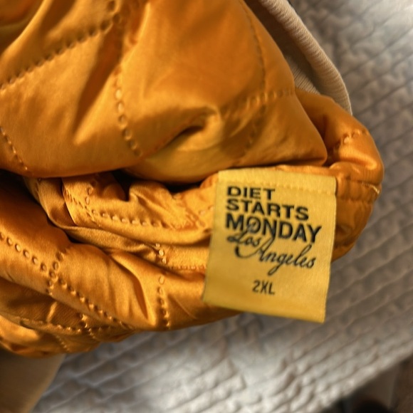 DEIT STARTS MONDAY Panther Jacket Orange Size 2XL Mens NWT A0331 B4 - Picture 13 of 14